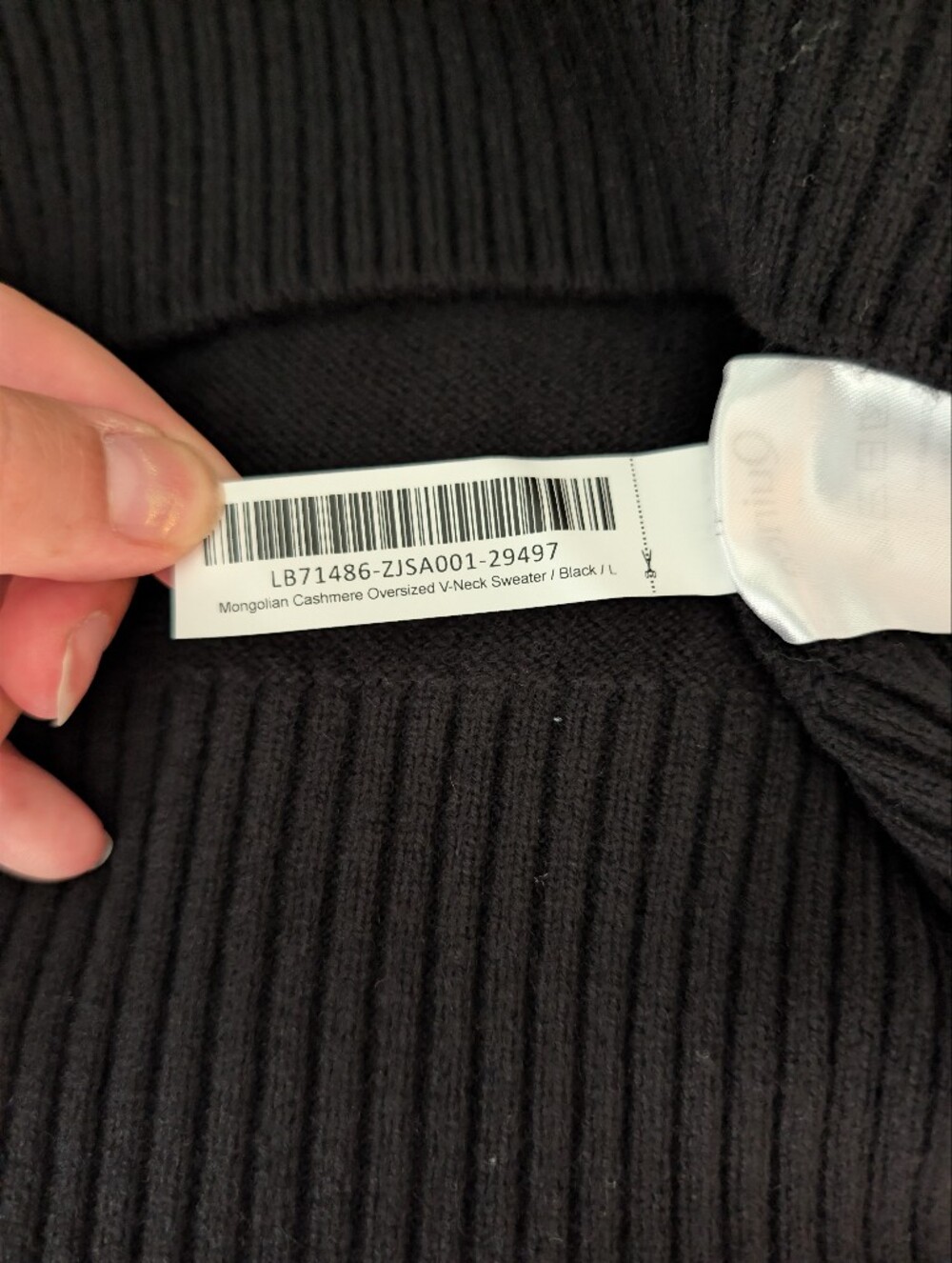 Quince 100% Mongolian Cashmere Oversized V-neck Sweater Large Black NWT - Picture 4 of 5